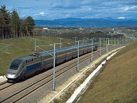 high_speed_train_TGV_300dpi_251x166mm_C.tif